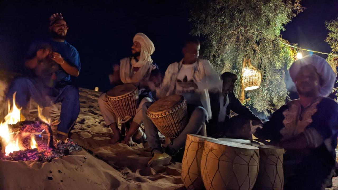 Gambi Camp Hotel Adrouine Buitenkant foto