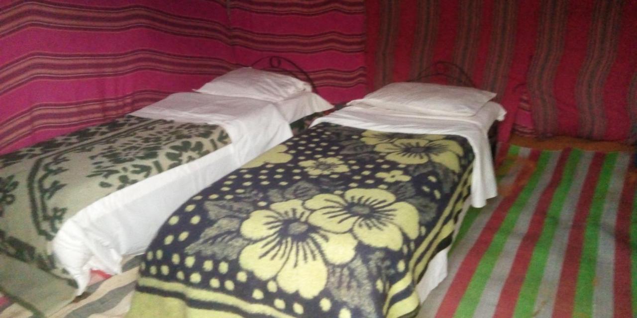 Gambi Camp Hotel Adrouine Buitenkant foto
