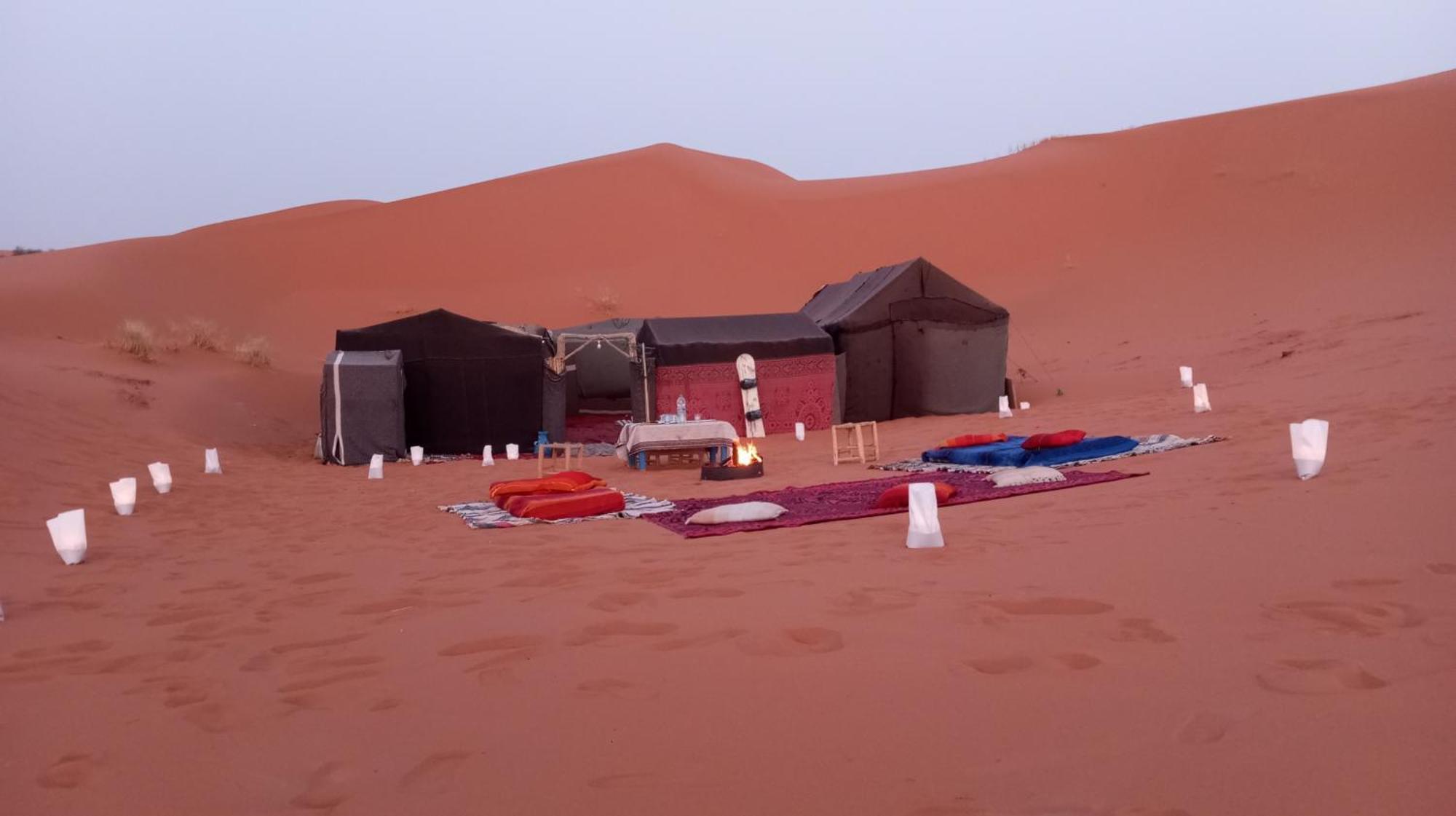 Gambi Camp Hotel Adrouine Buitenkant foto