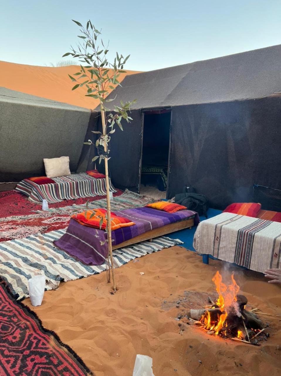 Gambi Camp Hotel Adrouine Buitenkant foto